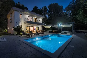 Pomer Secluded Villa with Private Pool for 8 Guests