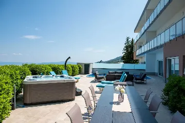 Ičići 5-Bedroom Villa for 10 Guests