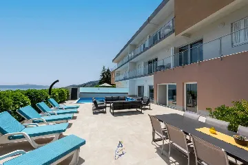 Ičići 5-Bedroom Villa for 10 Guests