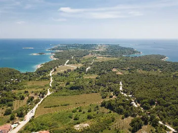 5-Bedroom Villa in Prematura for 10 Guests