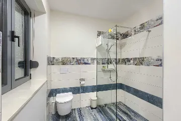 5-Bedroom Villa in Prematura for 10 Guests