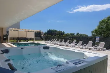 5-Bedroom Villa with Pool and Indoor Wellness in Premantura