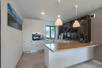 5-Bedroom Villa with Pool and Indoor Wellness in Premantura