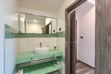 5-Bedroom Villa with Pool and Indoor Wellness in Premantura