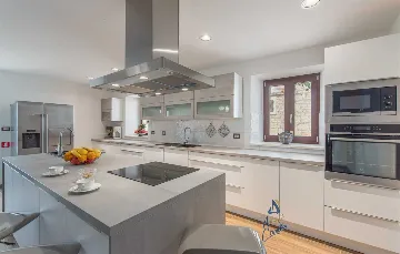 4-Bedroom Villa in Brtonigla for Up to 8