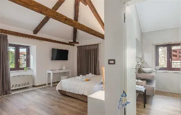 4-Bedroom Villa in Brtonigla for Up to 8