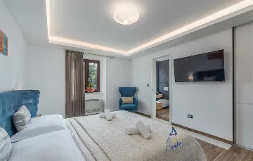 4-Bedroom Villa in Brtonigla for Up to 8