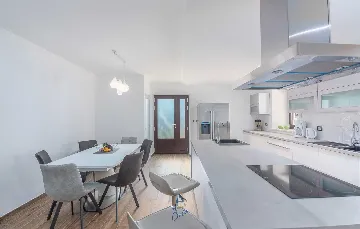 4-Bedroom Villa in Brtonigla for Up to 8