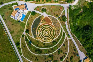 Modern 5-Bedroom Villa in Filipana for Up to 11