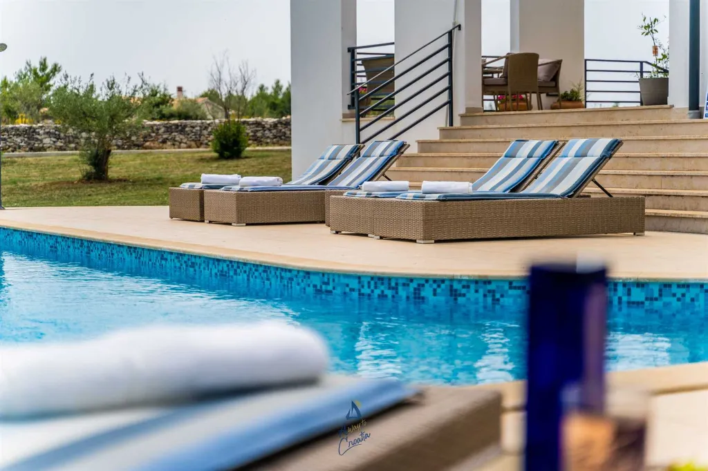 Modern 5-Bedroom Villa in Filipana for Up to 11