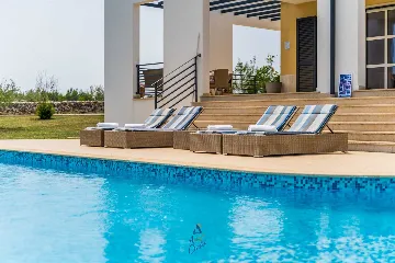 Modern 5-Bedroom Villa in Filipana for Up to 11