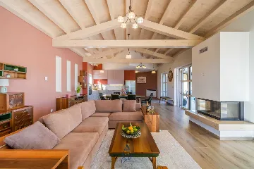 Modern 5-Bedroom Villa in Filipana for Up to 11