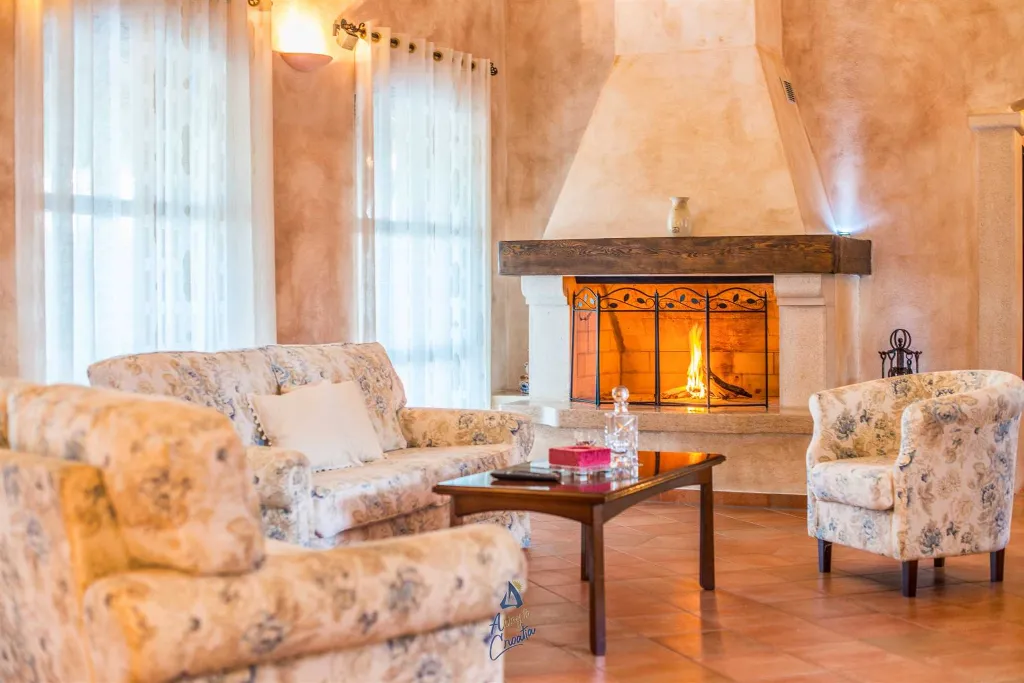 4-Bedroom Villa in Višnjan with Pool and Sauna