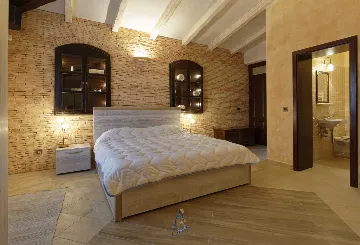 4-Bedroom Villa in Višnjan with Pool and Sauna