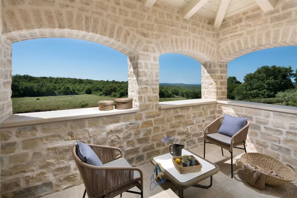 Private Pool Country Villa in Kanfanar