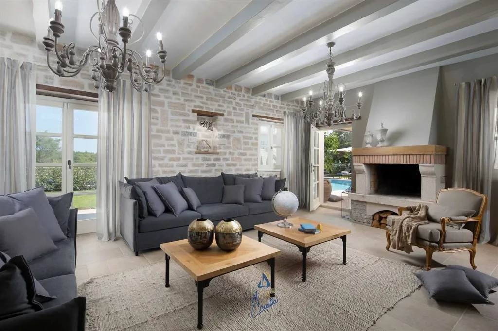 Villa in Kanfanar for 8 Guests with Private Pool