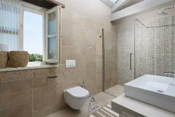 Villa in Kanfanar for 8 Guests with Private Pool