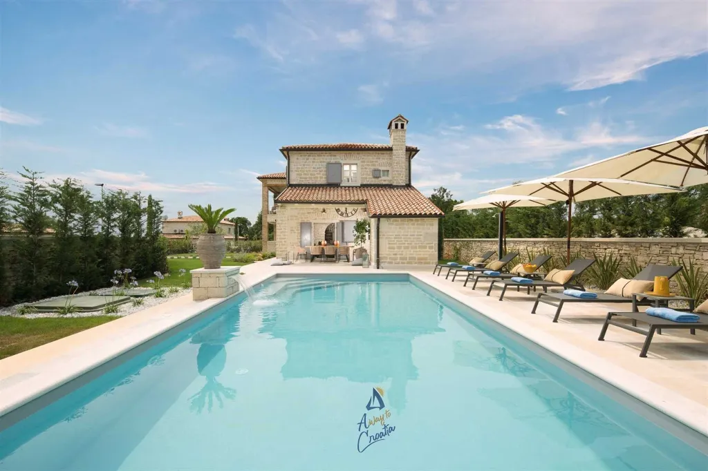 Kanfanar 4-Bedroom Villa for 8 Guests