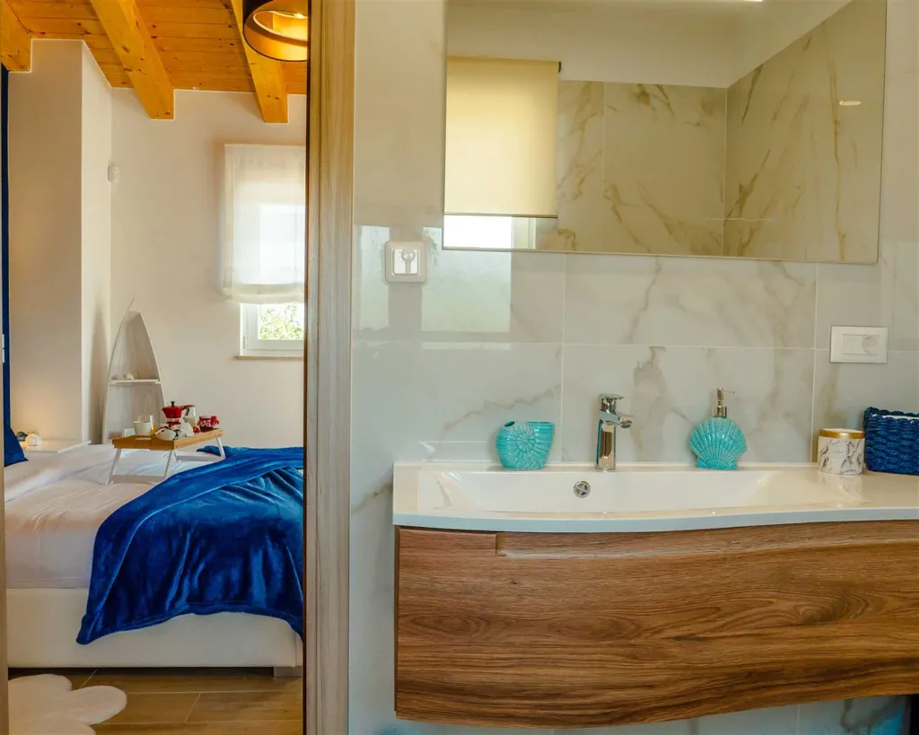 3-Bedroom Villa with Private Pool in Tar