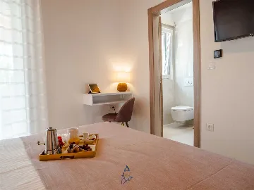 3-Bedroom Villa with Private Pool in Tar