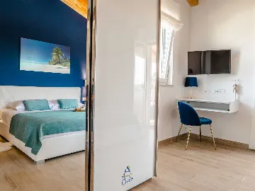 3-Bedroom Villa with Private Pool in Tar