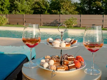 3-Bedroom Villa with Private Pool in Tar