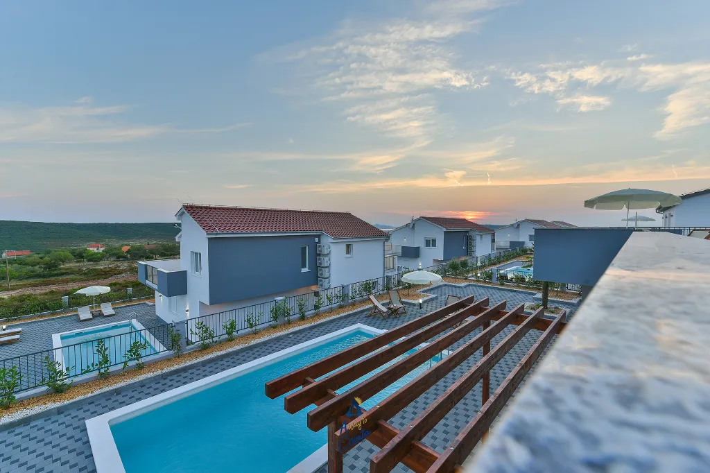 4-Bedroom Villa with Heated Pool in Sukošan