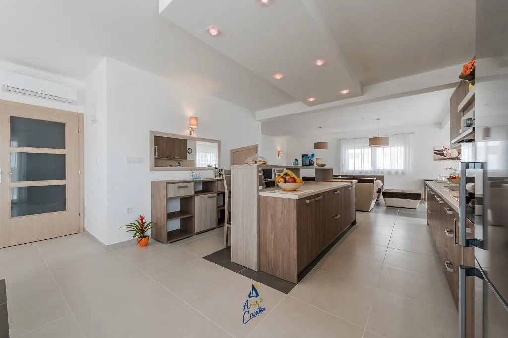 4-Bedroom Villa with Heated Pool in Sukošan