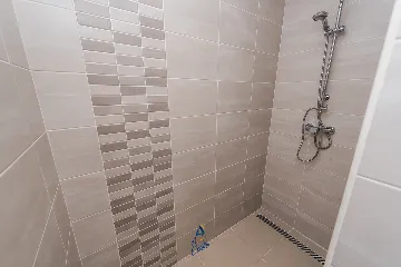 Modern 4-Bedroom Villa in Sukošan for Up to 8