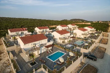 Modern 4-Bedroom Villa in Sukošan for Up to 8