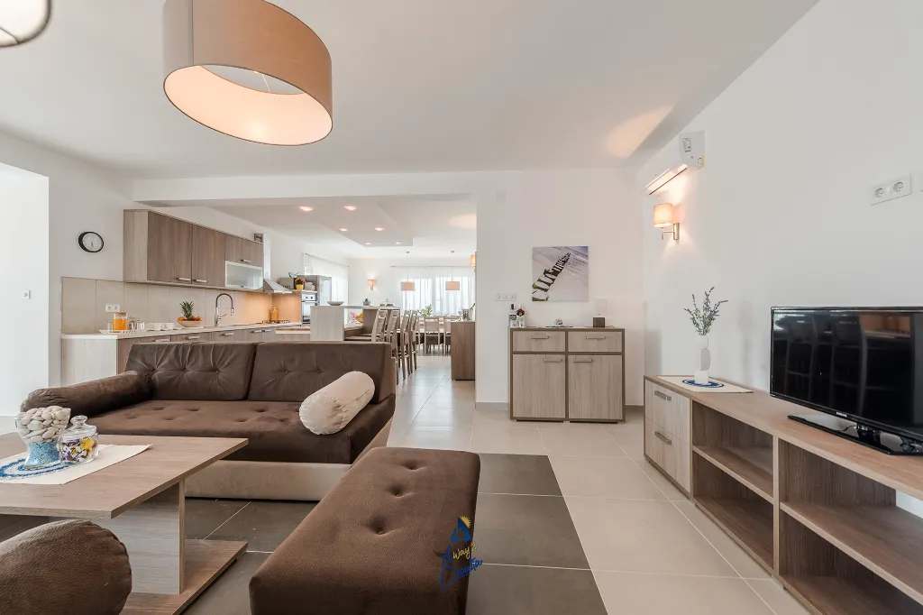 4-Bedroom Villa with Heated Pool in Sukošan