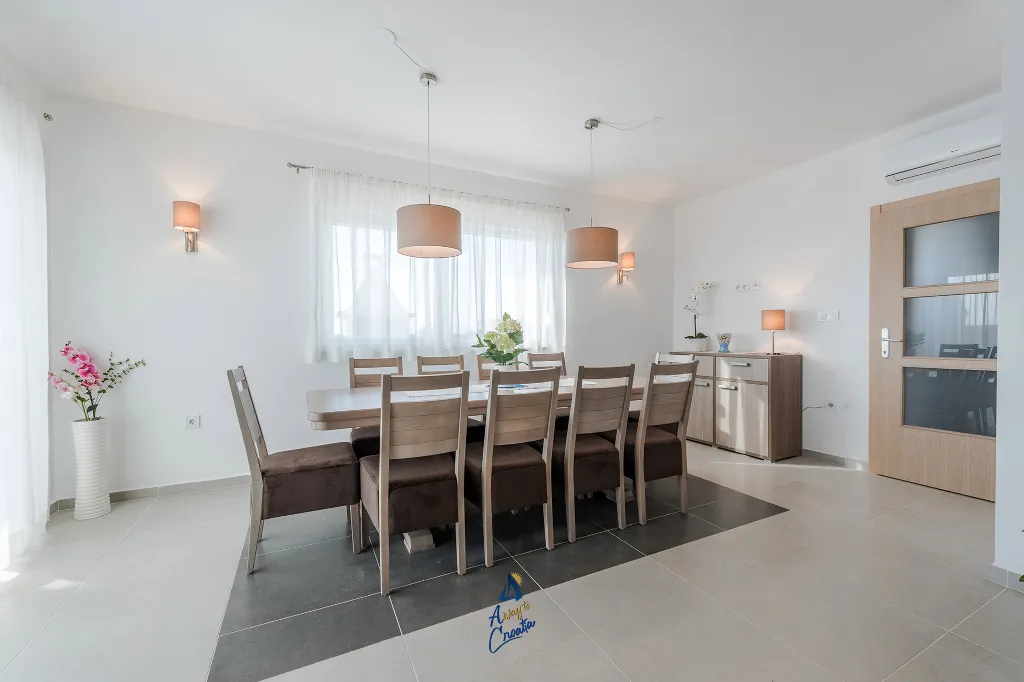 4-Bedroom Villa with Heated Pool in Sukošan