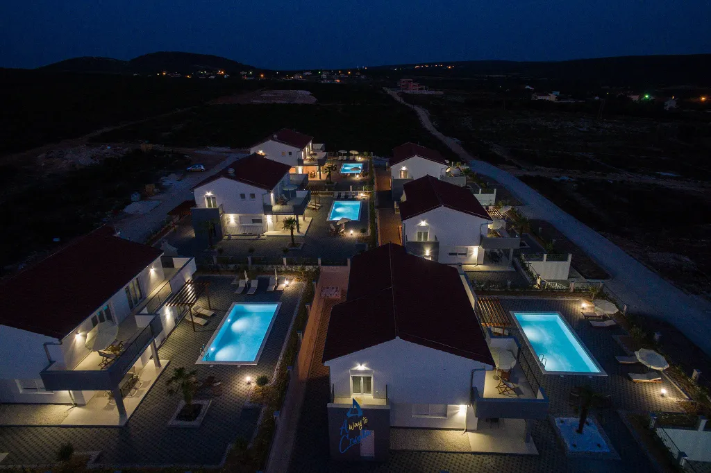 4-Bedroom Villa with Heated Pool in Sukošan