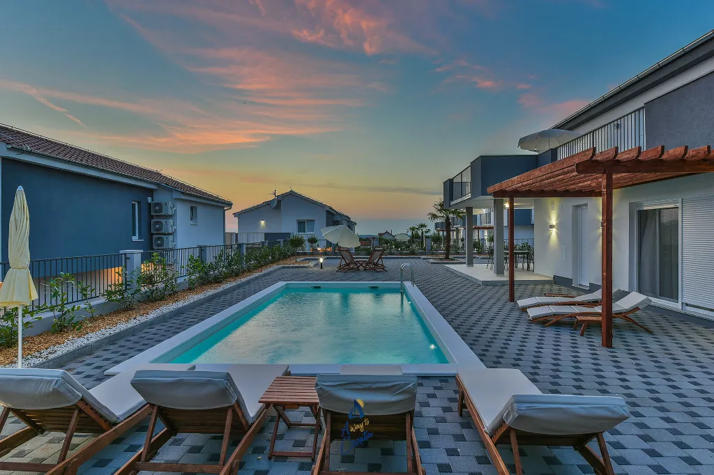 4-Bedroom Villa in Sukošan for 8 Guests