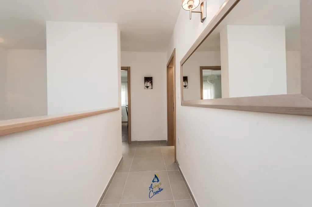 4-Bedroom Villa in Sukošan for 8 Guests