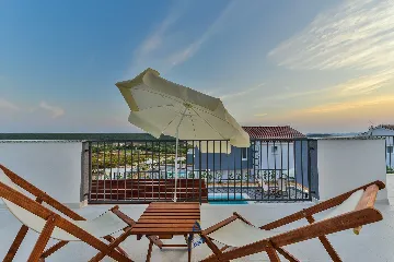 4-Bedroom Villa in Sukošan for 8 Guests