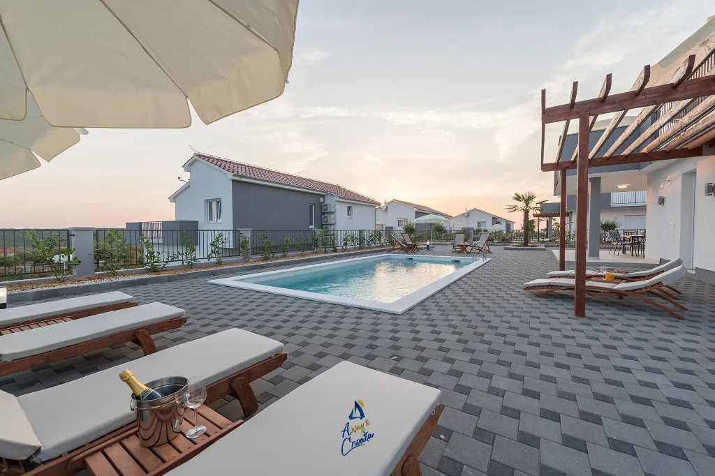 Villa with Private Heated Pool in Sukošan (8 Guests)