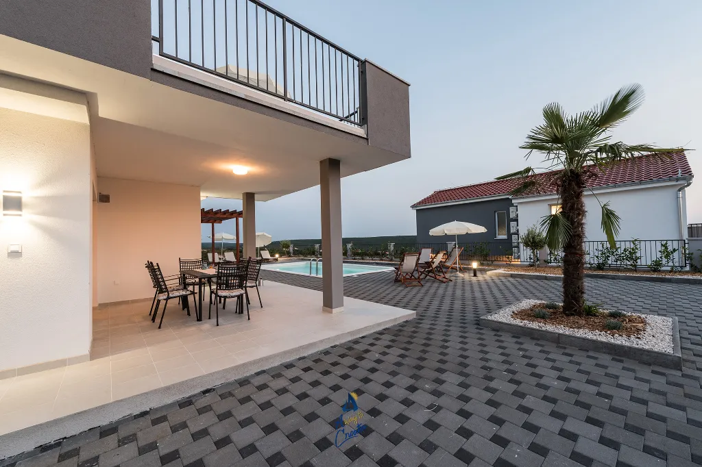 Villa with Private Heated Pool in Sukošan (8 Guests)