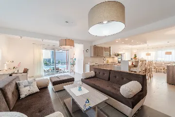 Villa with Private Heated Pool in Sukošan (8 Guests)