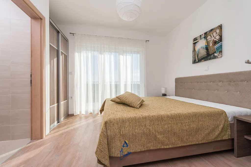 Villa with Private Heated Pool in Sukošan (8 Guests)