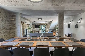 5-Bedroom Villa with Private Pool in Livade