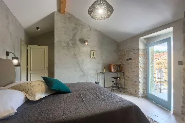 5-Bedroom Villa with Private Pool in Livade