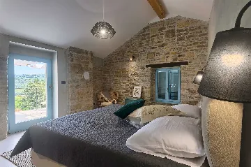 5-Bedroom Villa with Private Pool in Livade