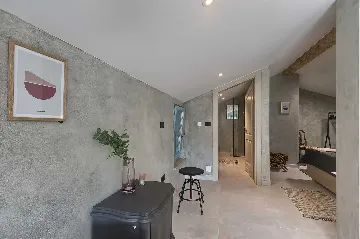 5-Bedroom Villa with Private Pool in Livade