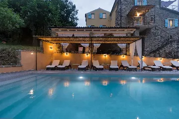 5-Bedroom Villa with Private Pool in Livade