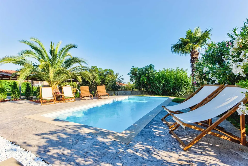 3-Bedroom Villa in Kaštelir with Pool