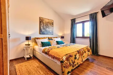 3-Bedroom Villa in Kaštelir with Pool