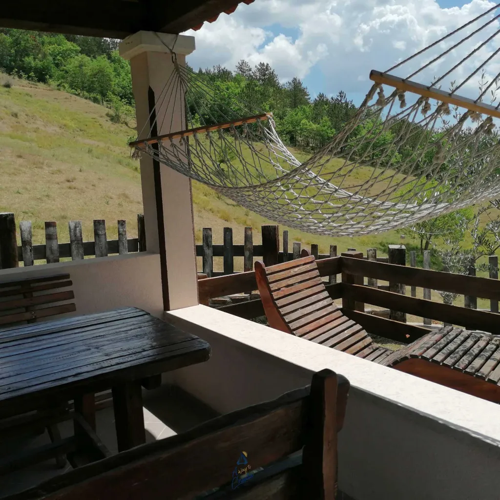 2-Bedroom Villa with Pool in Gologorički Dol