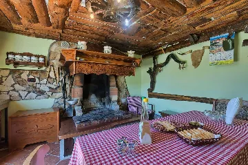 2-Bedroom Villa with Pool in Gologorički Dol