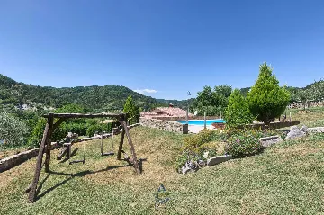 2-Bedroom Villa with Pool in Gologorički Dol